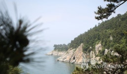 해안도로에서 바라본 추도