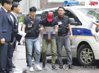 강남아파트 살인사건 현장검증