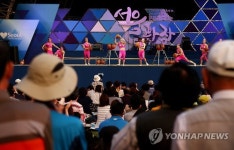 오랜만에 구경하는 서커스공연