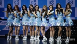 구구단 "다음 작품 기대되는 극단돌로 불리고파"(종합)