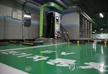 미세먼지 해결 5조원 투입… 전기차 충전인프라 구축