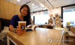올해 피서는 책맥 어떠세요