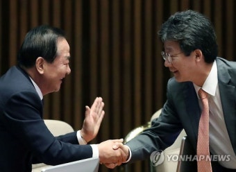 서청원 유승민 악수
