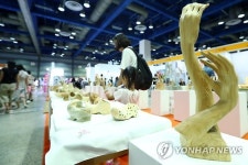 다양한 핸드메이드 제품이 한 자리에