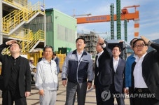 주형환, 삼성중공업(주) 거제조선소 방문