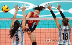 -올림픽-<여자배구> 연경·희진 36점 합작…한국, 아르헨 꺾고 2승째