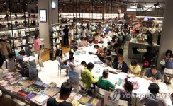 부산 최고 기온 독서 피서