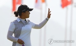 김세영헤어겔러리 | 갤러리 박수에 화답하는 김세영