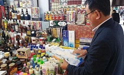 면세 담배·양주 빼돌려 국제시장서 헐값에 팔아