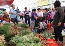 추석 앞두고 무주군 재래시장 북적