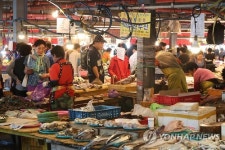 북적북적 제주 오일장