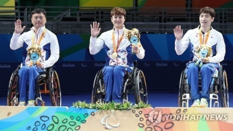 -패럴림픽- 남자탁구 김영건·김정길·최일상 단체전 금메달