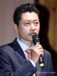 애터미(주)김선영 | 인사말하는 김선영 대표
