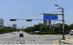 전주시, 신호등·표지판·가로등 하나로 통합