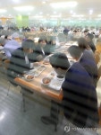붐비는 의원회관 식당