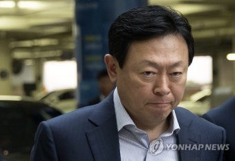 신동빈 롯데그룹 회장, 출근