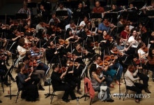 UN오케스트라와의 연합공연