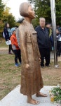 인천 부평공원에 제막한 평화의 소녀상