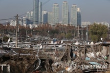 서울 판잣집 70%가 강남·서초구에…양극화의 그늘