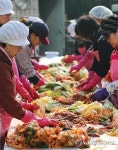 푸르츠문시흥동주민2 | 배추가 금값이라도 김장나눔은 계속된다