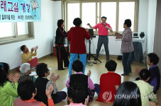 악기 배우고 노래교실 다니는 노인이 더 건강