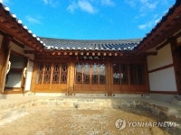 복원한 민족교육의 요람 덕신학교
