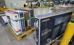 특송물류센터의 해외직구 가전제품
