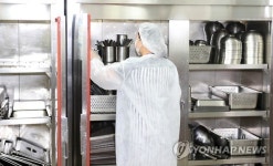 제주 초등학교서 집단 식중독 증세…34명 구토·복통
