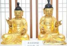 문경 운암사 목조보살좌상