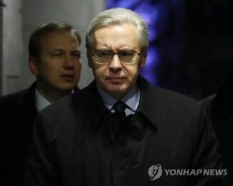 <탄핵가결> 외교부 방문한 주한 러시아 대사