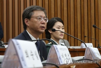 우병우 옆 최순실 빈자리