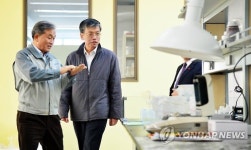 반월·시화공단 방문한 최상목 차관