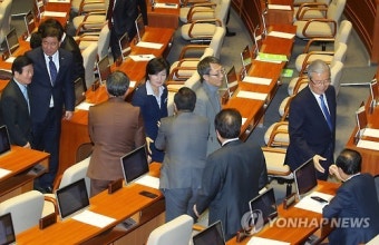 국회 운영위원장 투표 마친 추미애