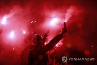 새해첫날 이스탄불 클럽에서 총격…