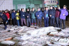 부산공동어시장 2017년 첫 경매