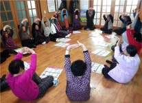 무주군, 마을회관 찾아 노인 건강교실 운영