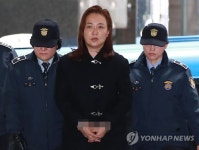 호흡곤란 조사 안받은 김영재 부인 박채윤, 특검 재소환(종합)