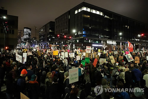 트럼프, 워싱턴 D.C. 치안 문제에 대한 대책 발표: 연방 직접 통제, 군 대피 의지