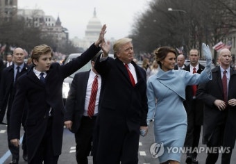 멜라니아, 퍼스트레이디 활동 본격 시동?…사회활동 비서관 임명