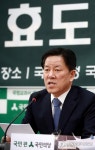 효도5법 정책 발표하는 주승용 원내대표