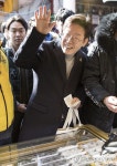 상대원 재래시장 찾은 이재명 시장