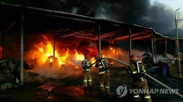 성주 2개 공장 불…외국인 근로자 방법 몰라 119신고 지체(종합)