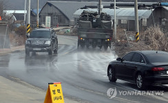 AI 막자 방역 투입된 軍 제독차량