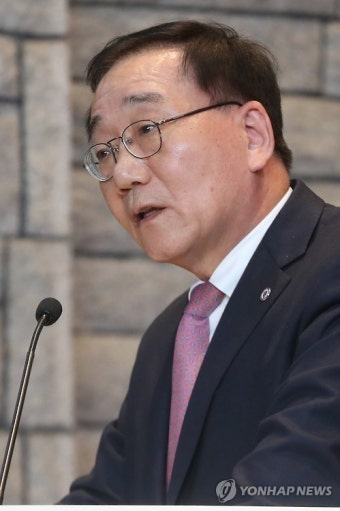 인사말하는 김용학 연세대 총장