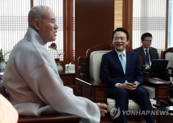 남경필, 조계사 방문