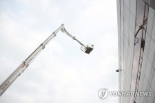 구미소방서 36ｍ 굴절사다리차 아파트지역에 배치