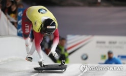 역시 두쿠르스!