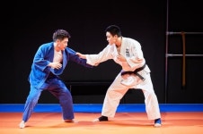 [리뷰] 넘어져도 괜찮아…연극 유도소년 [통통영상]