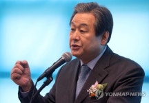 축사하는 김무성