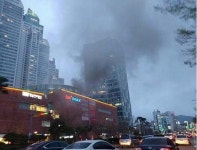 창원 시티세븐몰 식당서 불…인명피해 없어